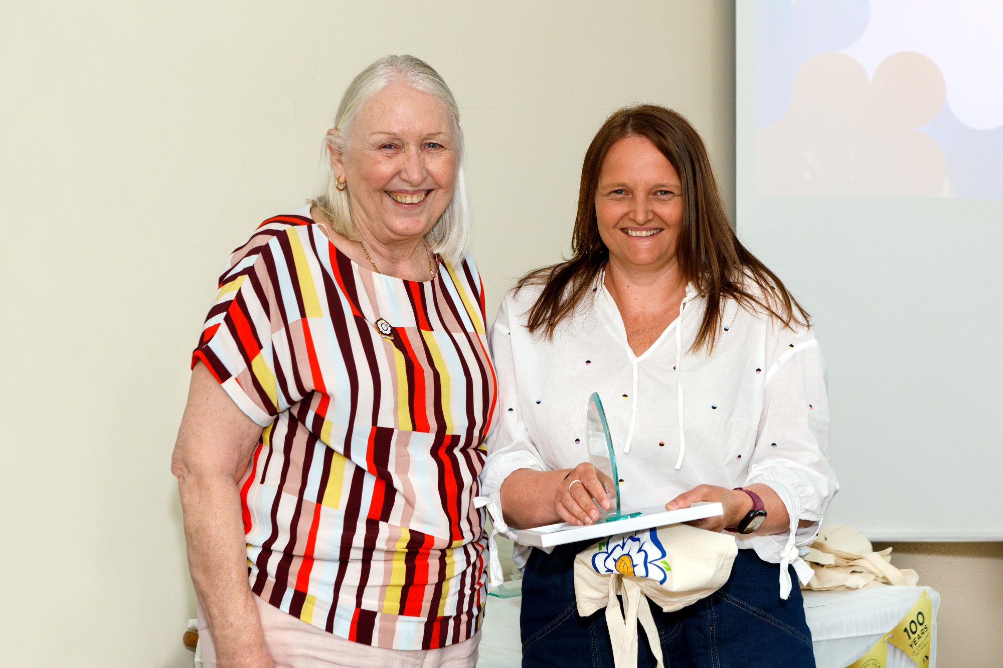 Charlotte-Gale-Yorkshire-Netball-Centenary-ONE-Awards-12x8-3894 (1)